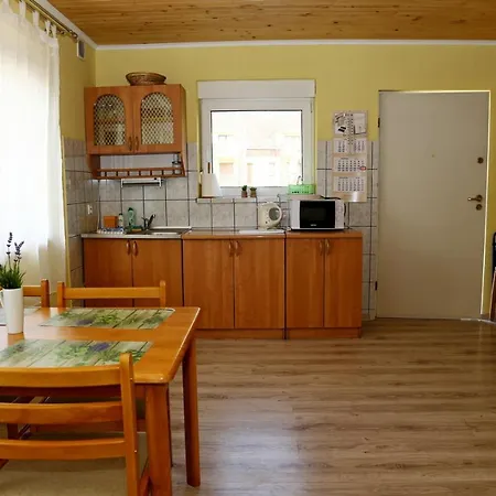 Nadmorski Vendégház Rewal